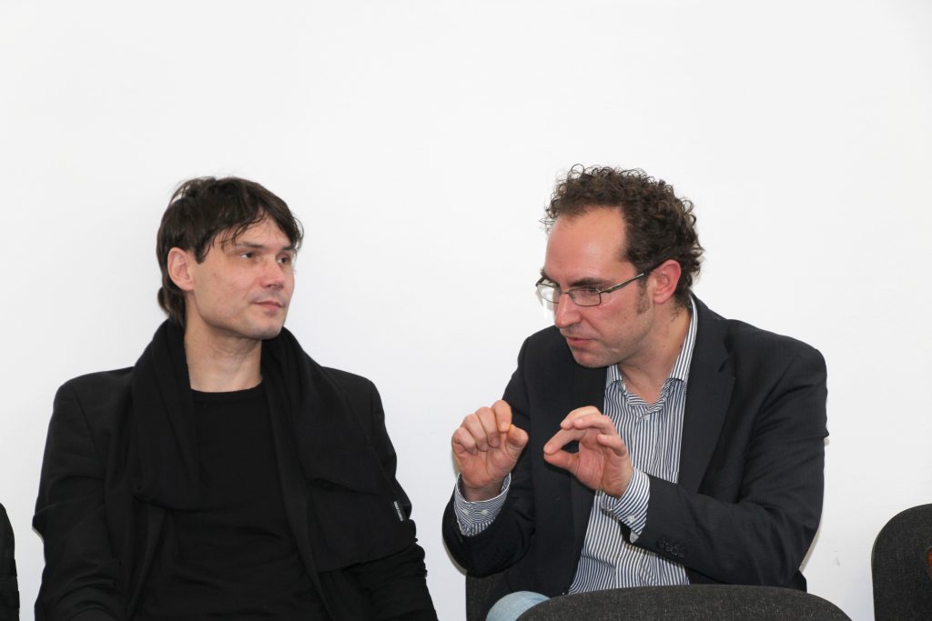 Prof. Dr. Griesbaum (Uni Hildesheim) und Dr. Christoph Schindler (rechts)