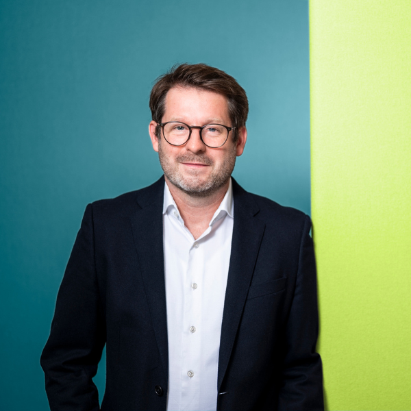 Halbporträt Henning Koch